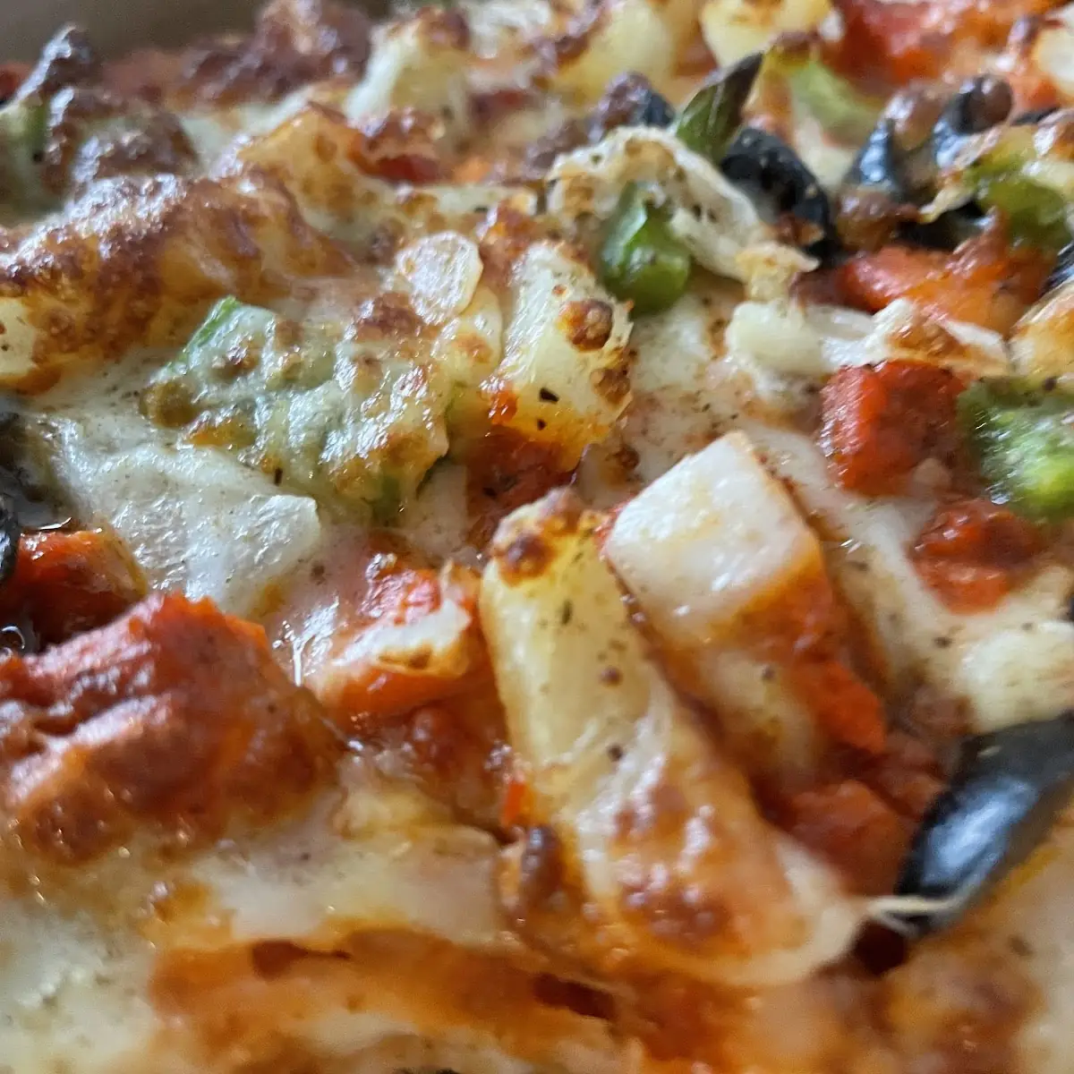 Tandoori Chicken Pizza