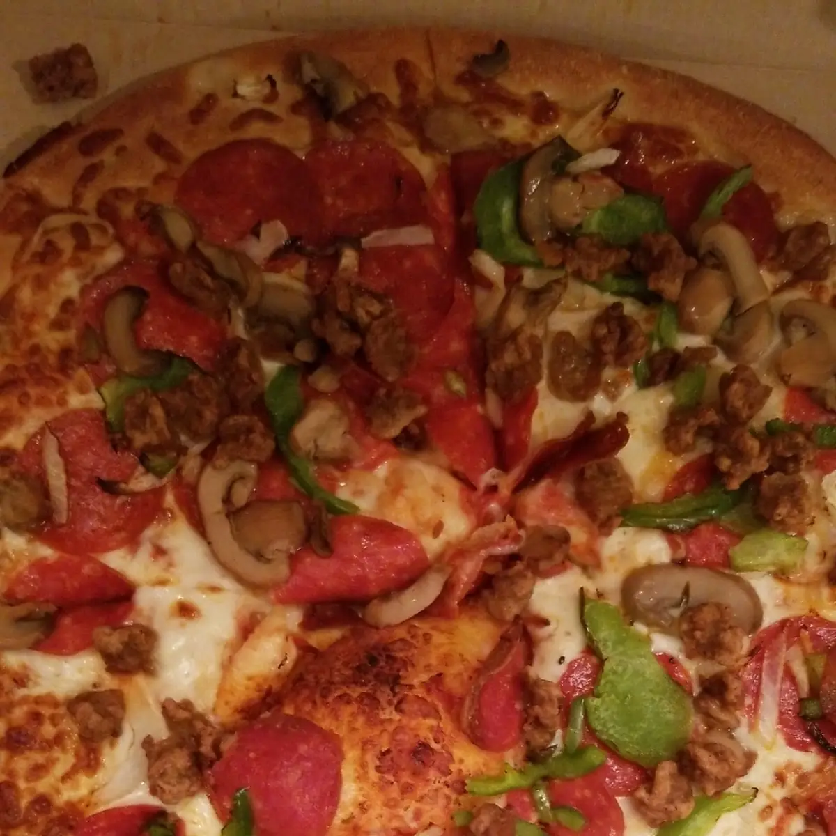 Deluxe Pizza
