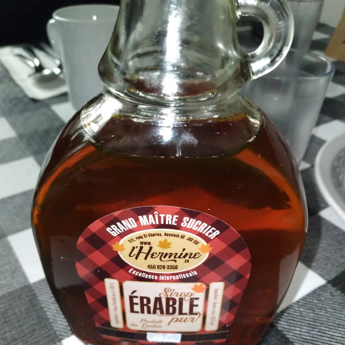 Sirop, Érabliere L'Hermine Boutique & Bistro d'la Cabane