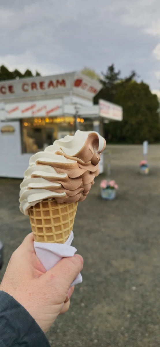 Small Waffle Cone Twist