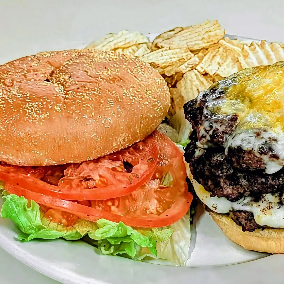 Triple Cheeseburger with Chips