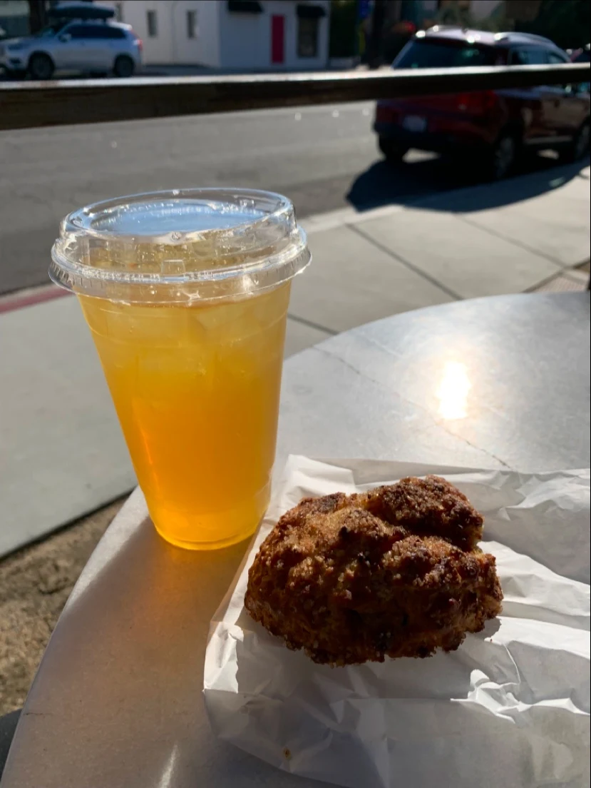 Green Tea and Apple Cinnamon Biscuit