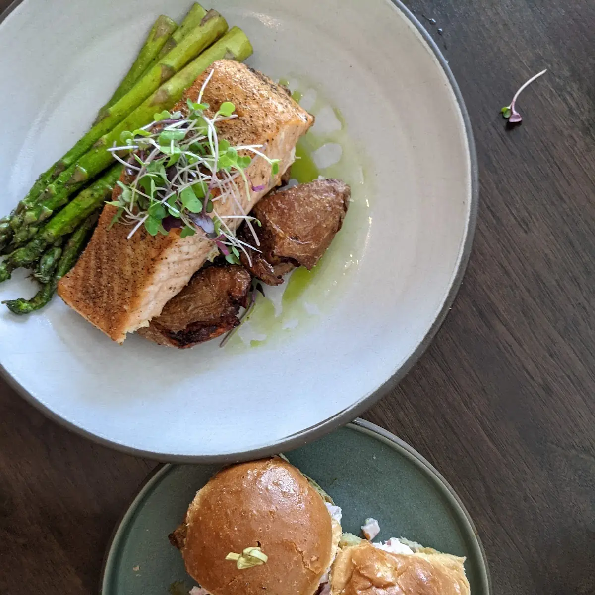 Pulled Pork and Salmon with Asparagus