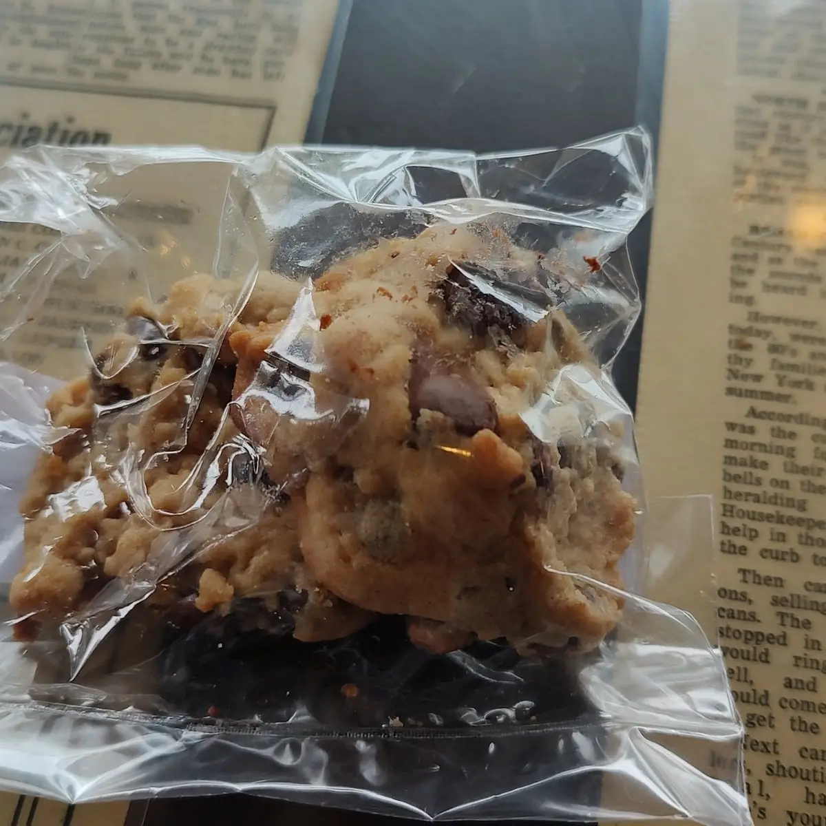 Peanut Chocolate Chip Cookies