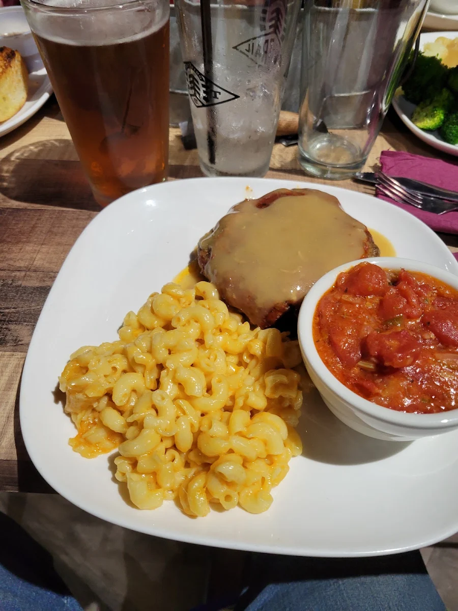 Meat Loaf and Mac and Cheese