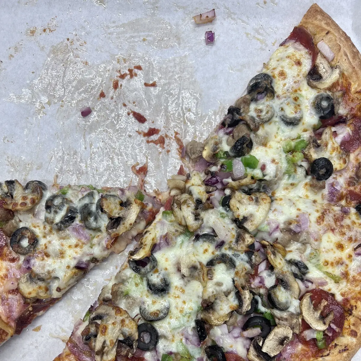 Supreme Lovers Pizza