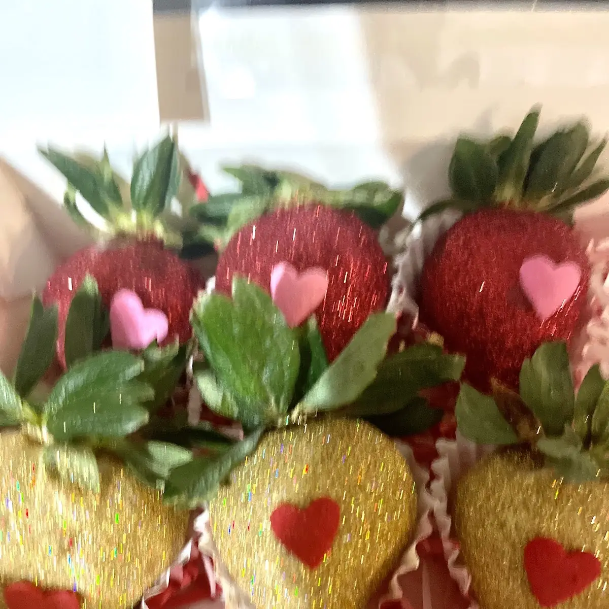 6 Chocolate Covered Strawberries