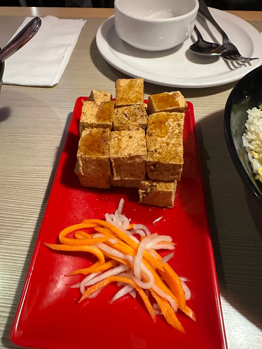 Crispy Tofu with Garlic Sauce, Noodles To Go