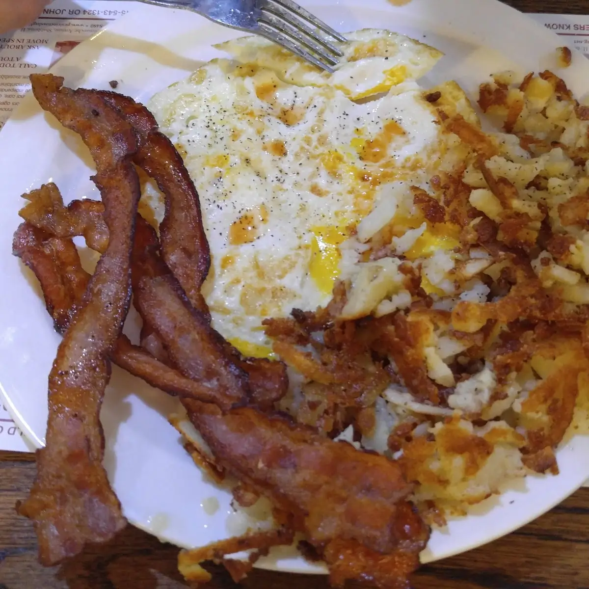 2 Eggs Hard Bacon Hash Browns