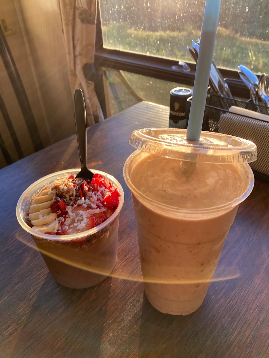 Peanut Butter Açaí Bowl