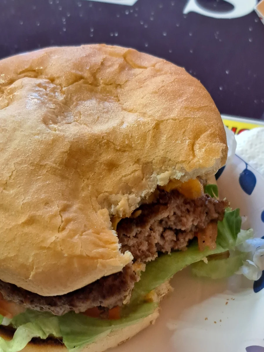 Cheeseburger Deluxe
