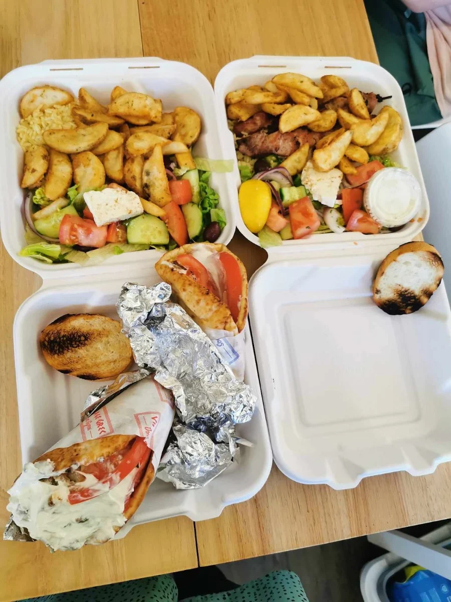 Highlights, VILLAGE GREC SOUVLAKI