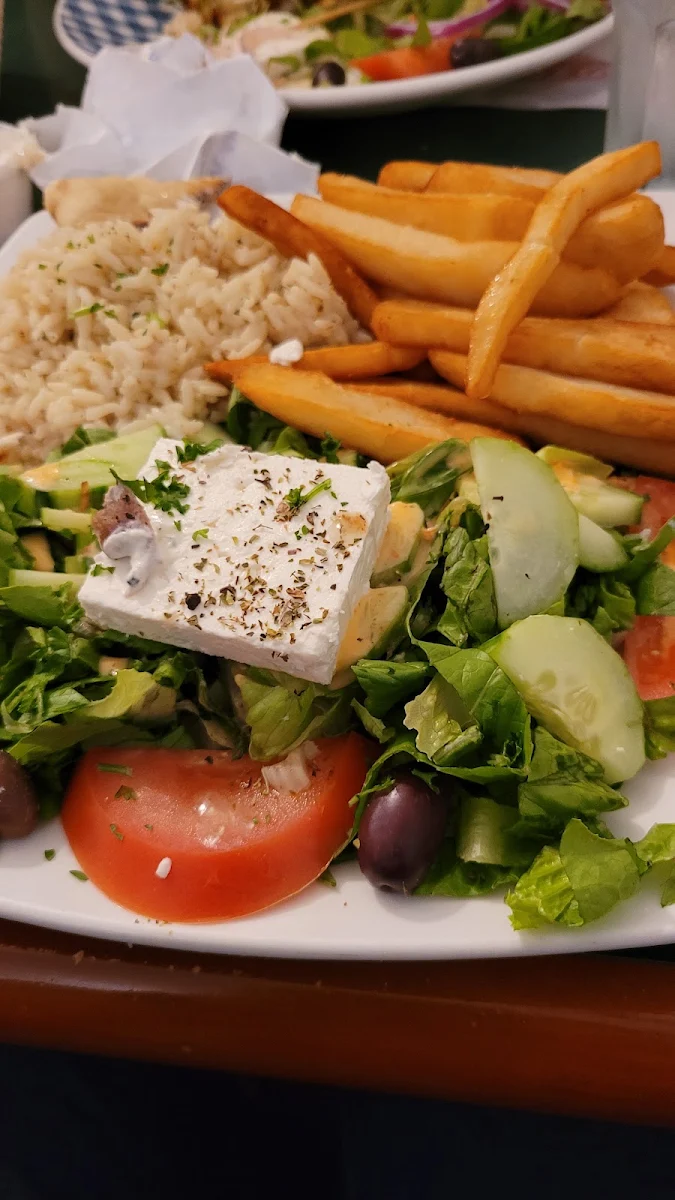 Souvlaki, VILLAGE GREC SOUVLAKI