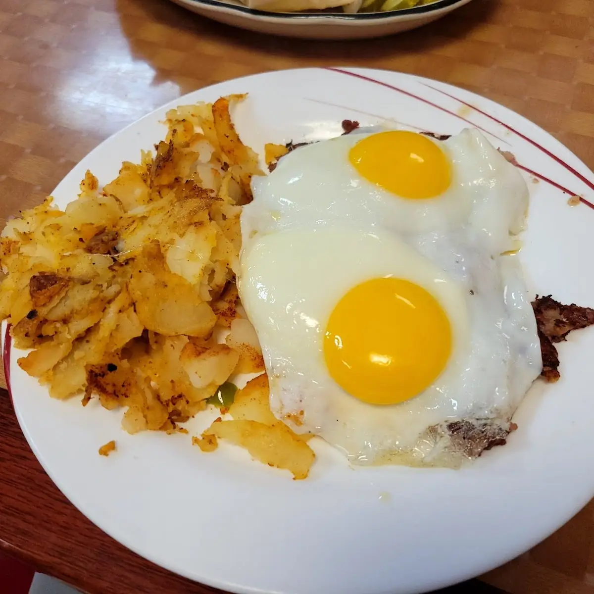 Corned Beef Hash with 2 Eggs and Toast