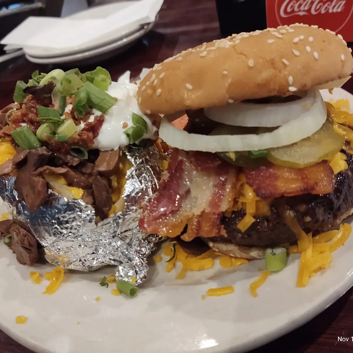 Harbor Bacon Cheeseburger