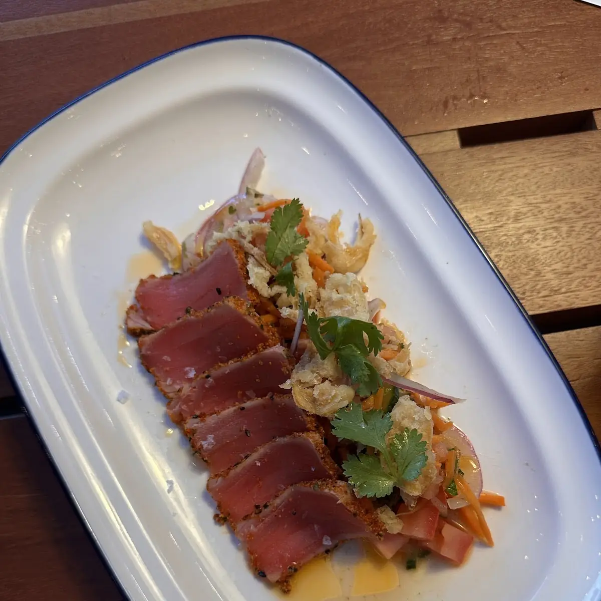 Togarashi Tuna Tataki
