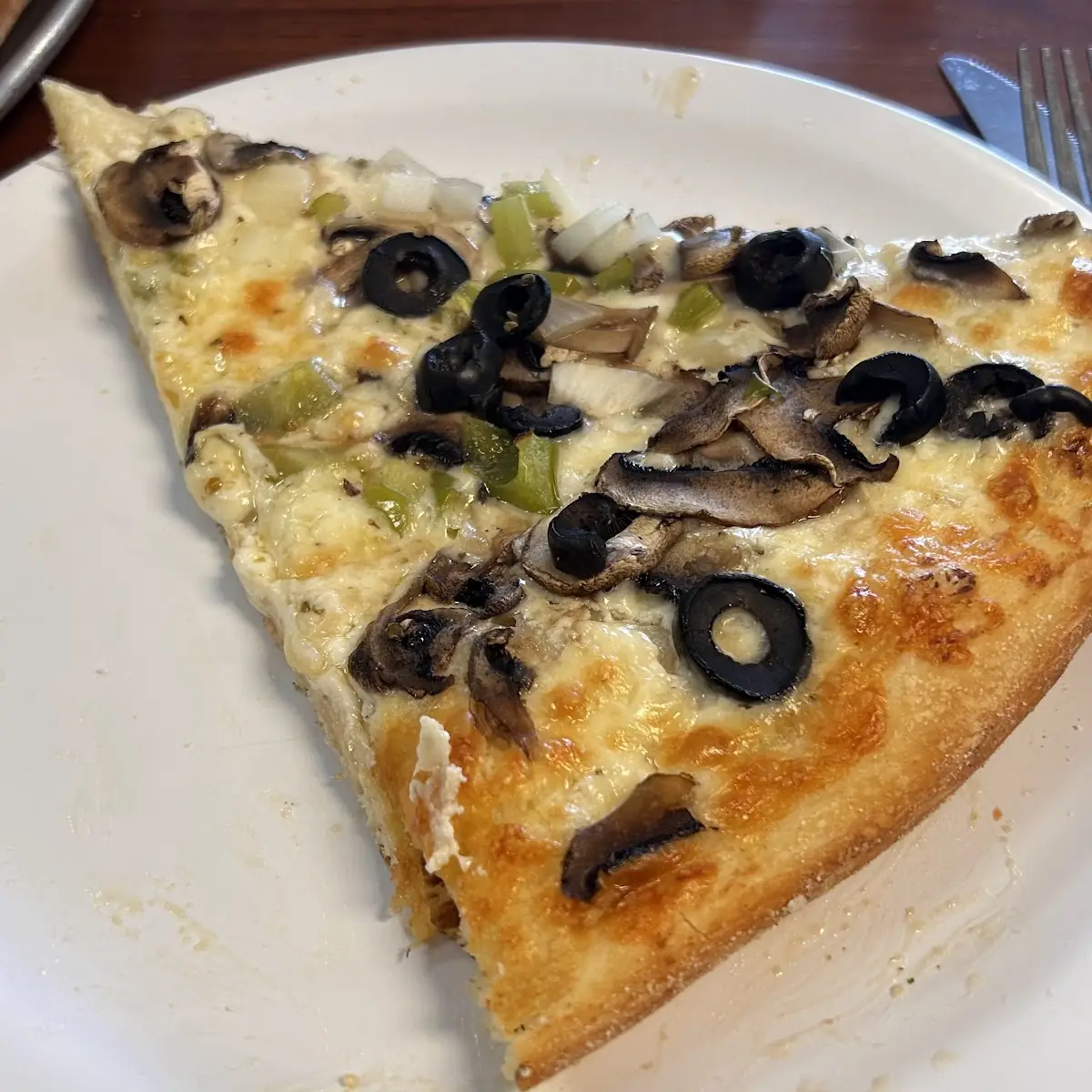 Large Vegetarian White Pizza Slice