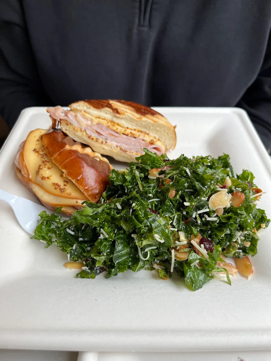 Kale Salad GF