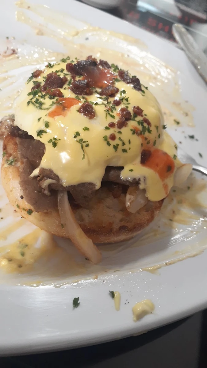 Hookey Eggsbenny, Jim's sub shop & Restaurant