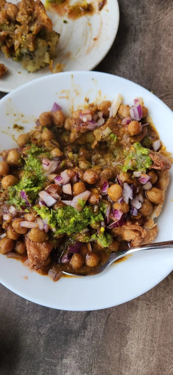 Samosa with Channa
