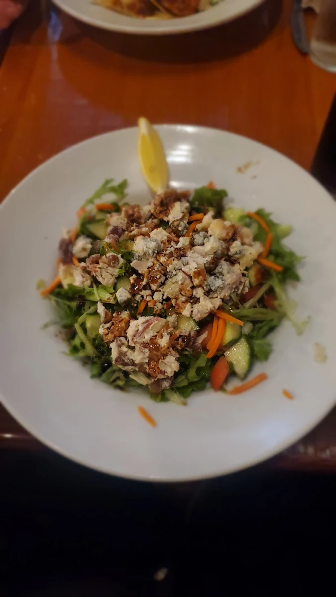 Highlights, Parkers Pub & Eatery