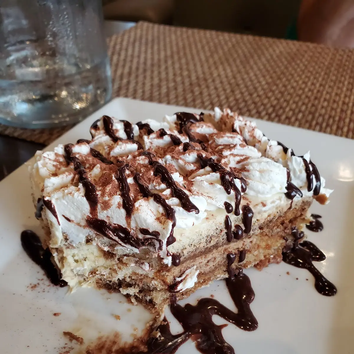 Tiramisu Cake