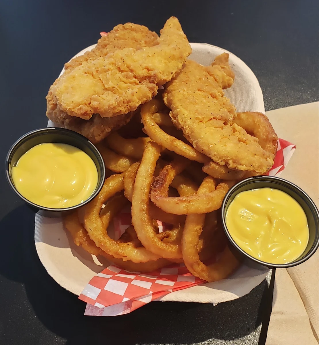 Highlights, Extra Innings Sports Grill
