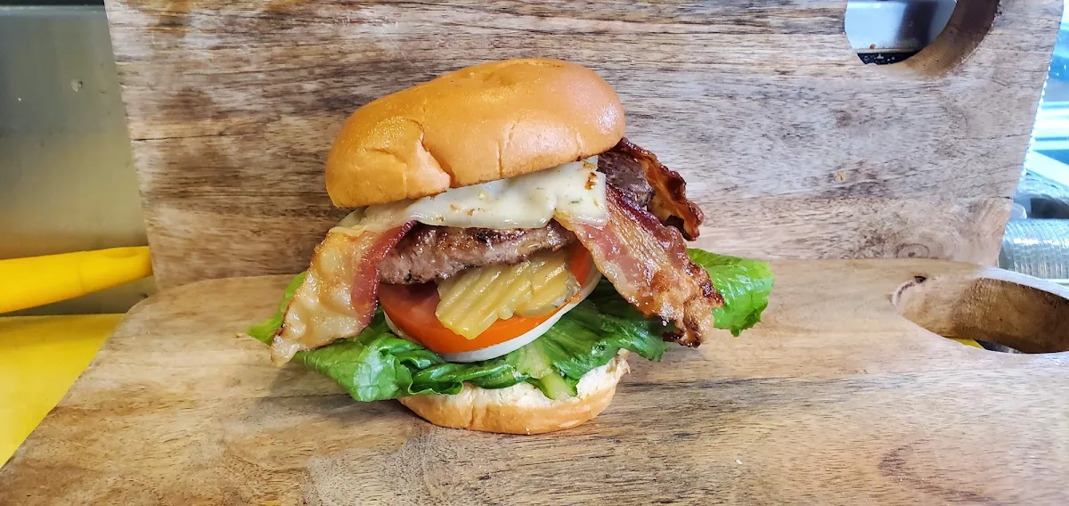 Bacon Cheeseburger