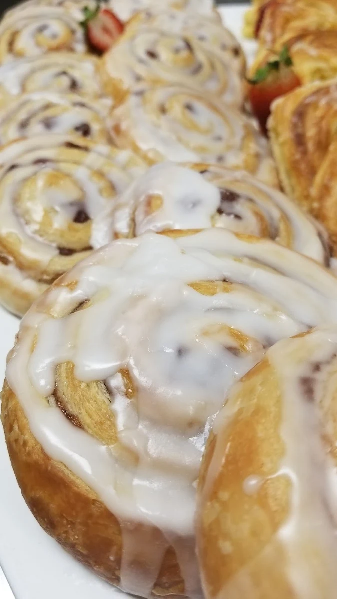 Lulu's Cinnamon Rolls