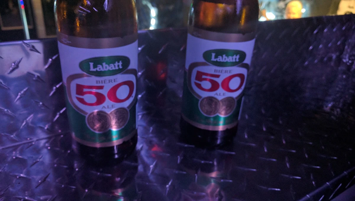 Highlights, Pub Le Corail
