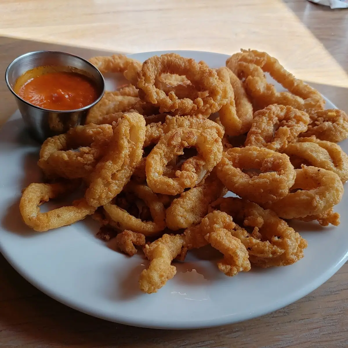 Crispy Calamari & Pickles