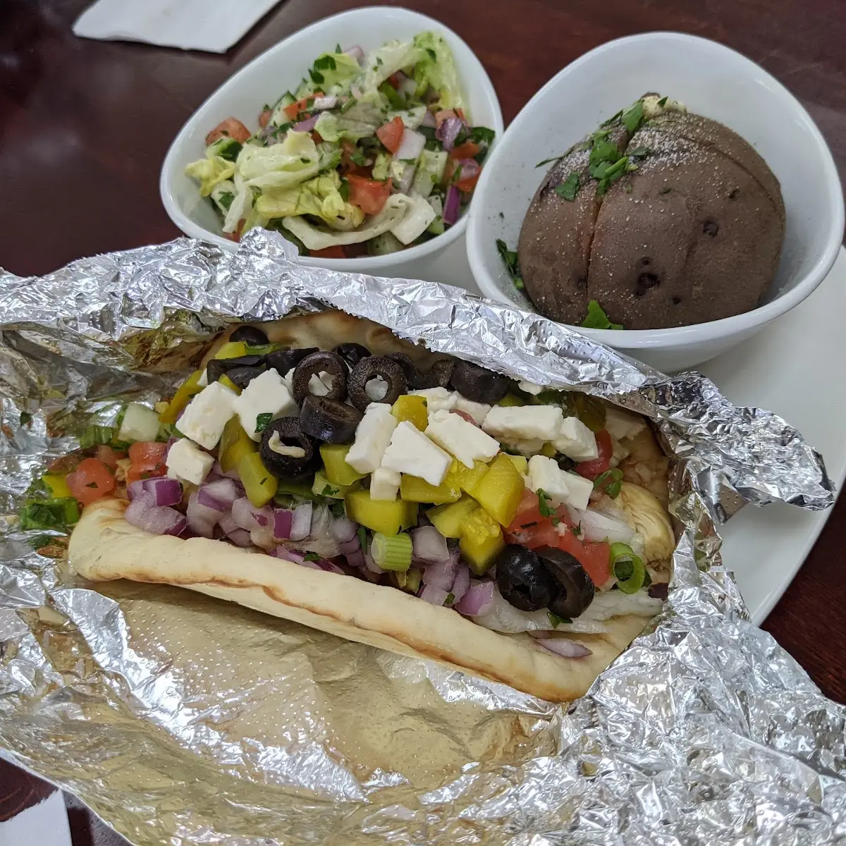 Chicken Sandwich (2 Sides)