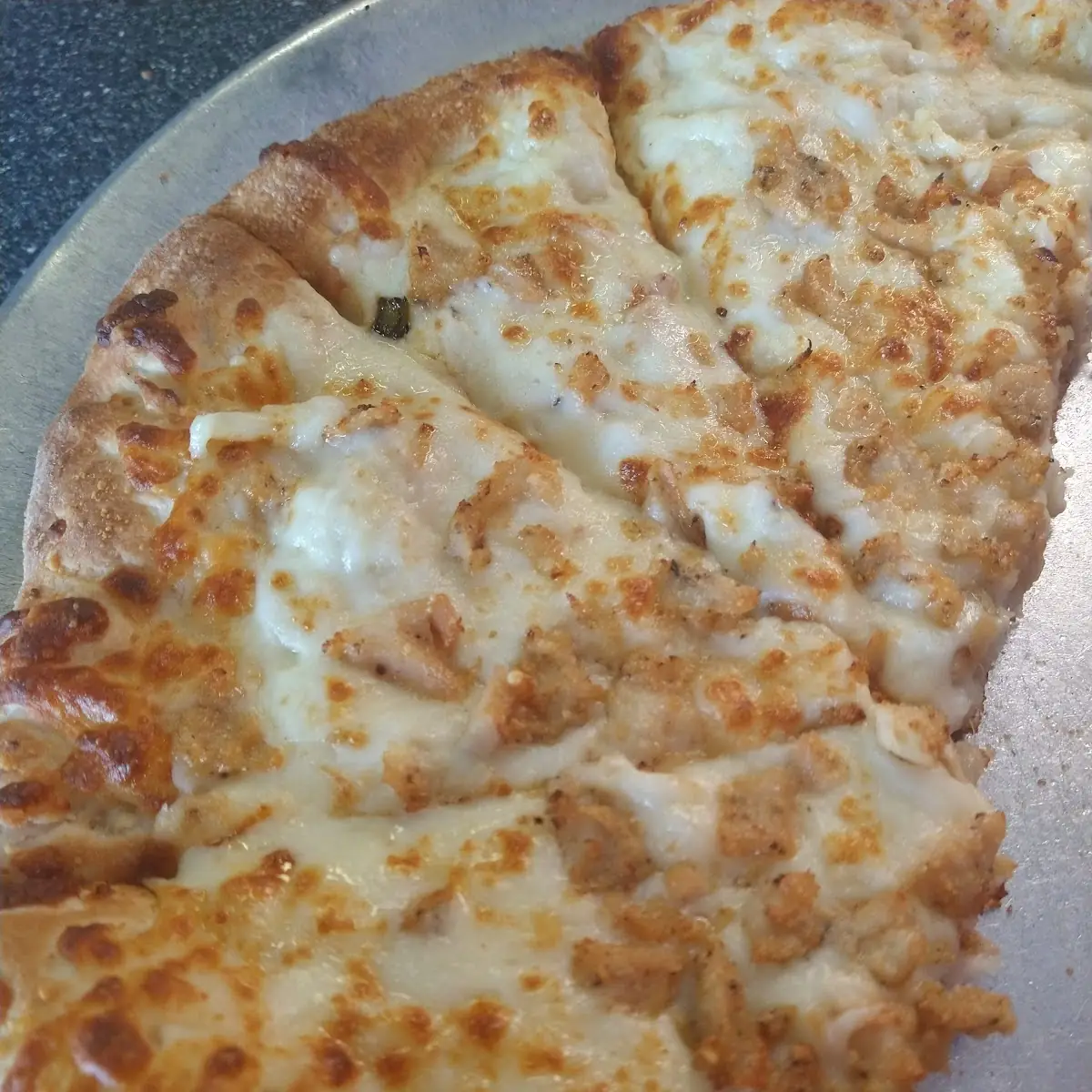 Chicken Alfredo Pizza