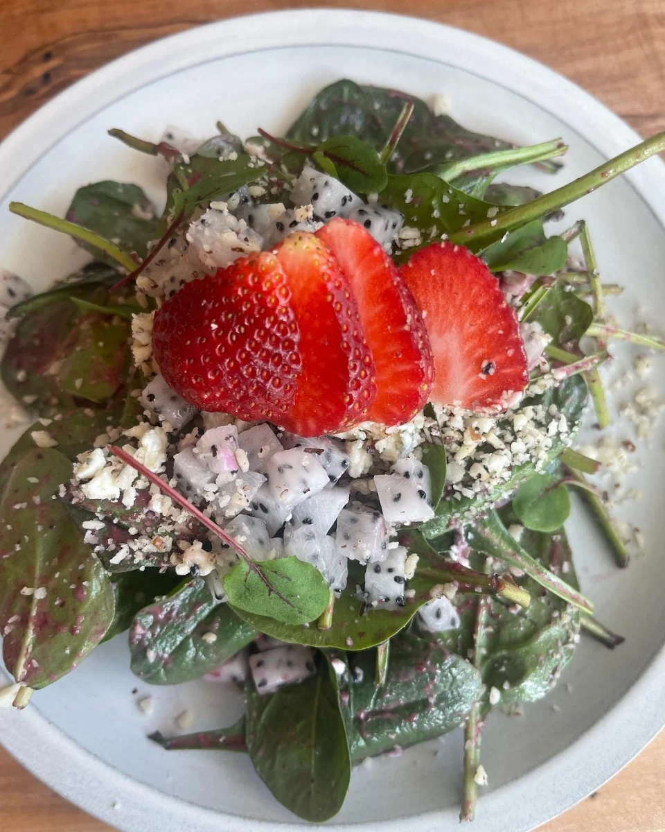 Dragon Fruit Spinach