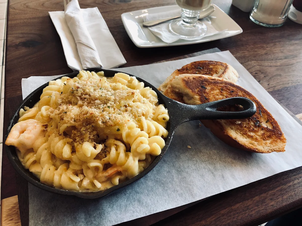 Shrimp Truffle Mac & Cheese, Twenty Eight Urban Kitchen