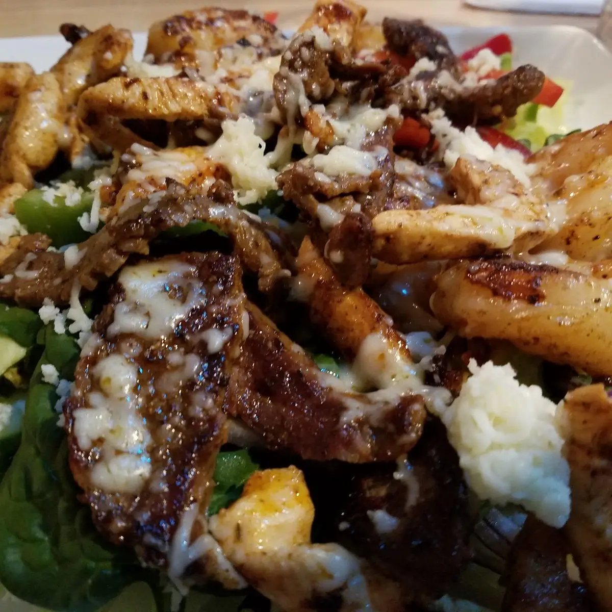 Guaca Salad