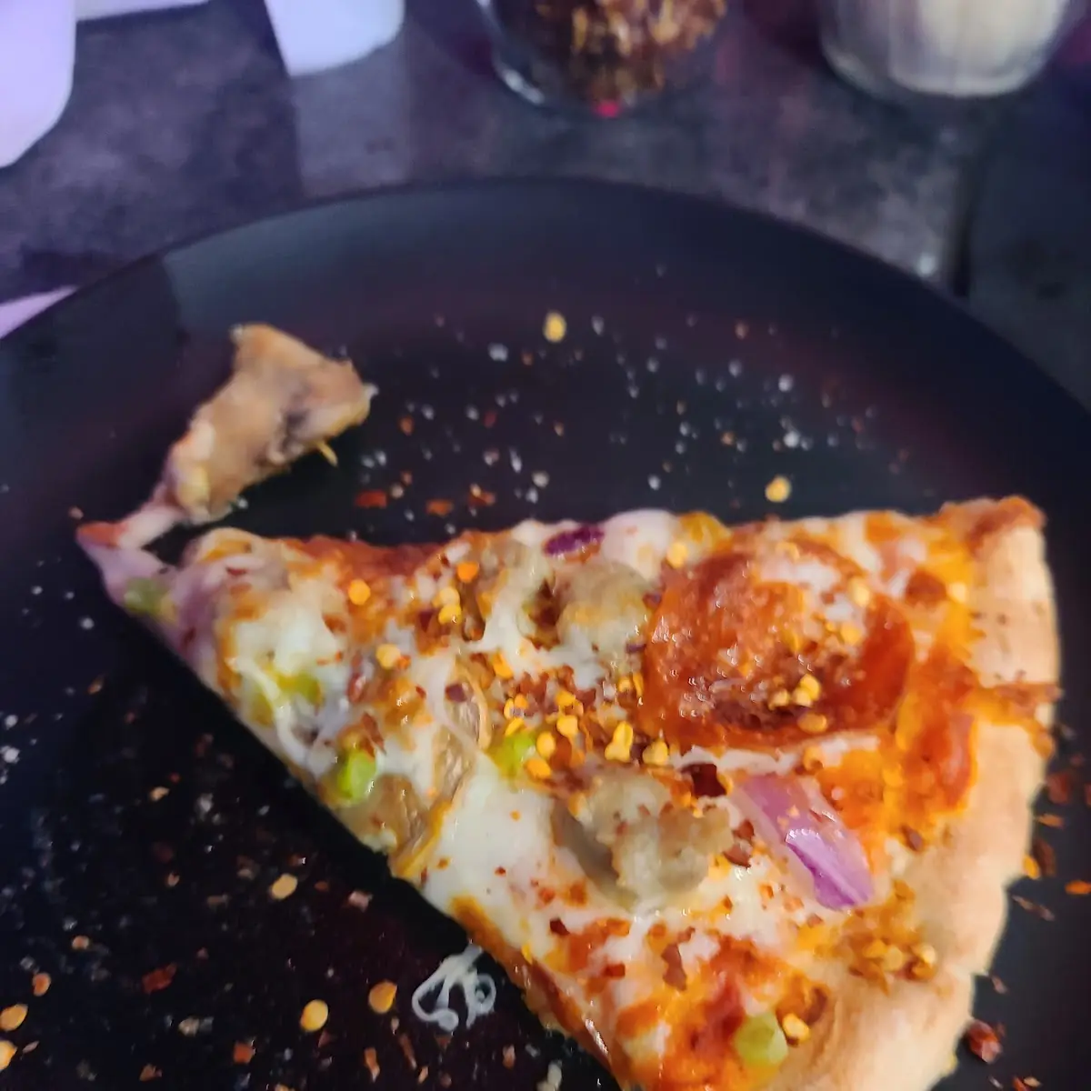 Supreme Pizza Minus Black Olives