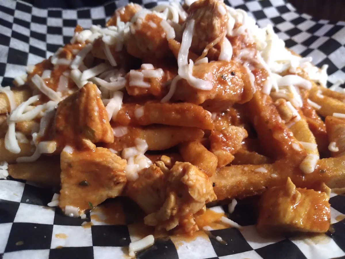 Butter Chicken Poutine