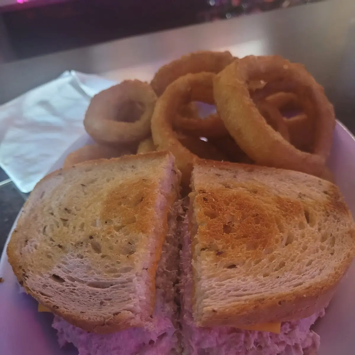 Tuna Melt w Onion Rings