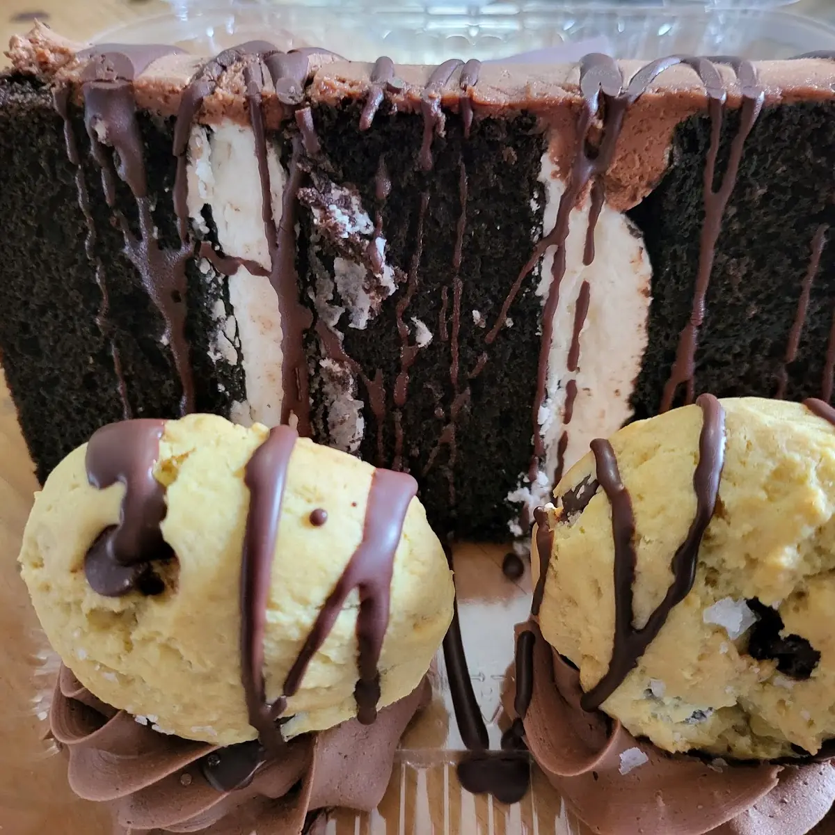 Chocolate Cake Slice
