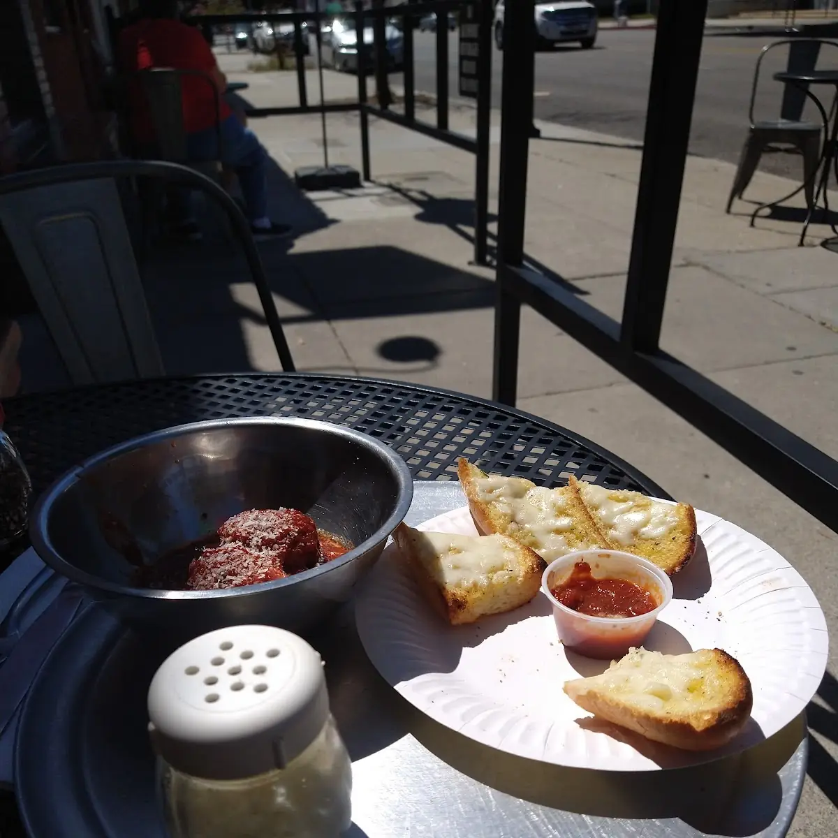 Meatballs and Garlic Bread