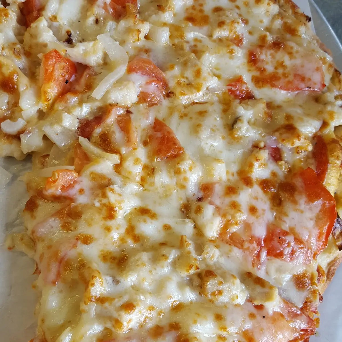 Garlic Chicken Pizza
