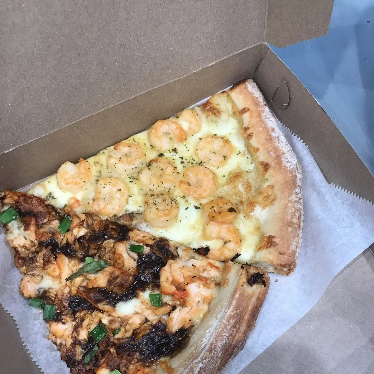 Shrimp Alfredo Pizza