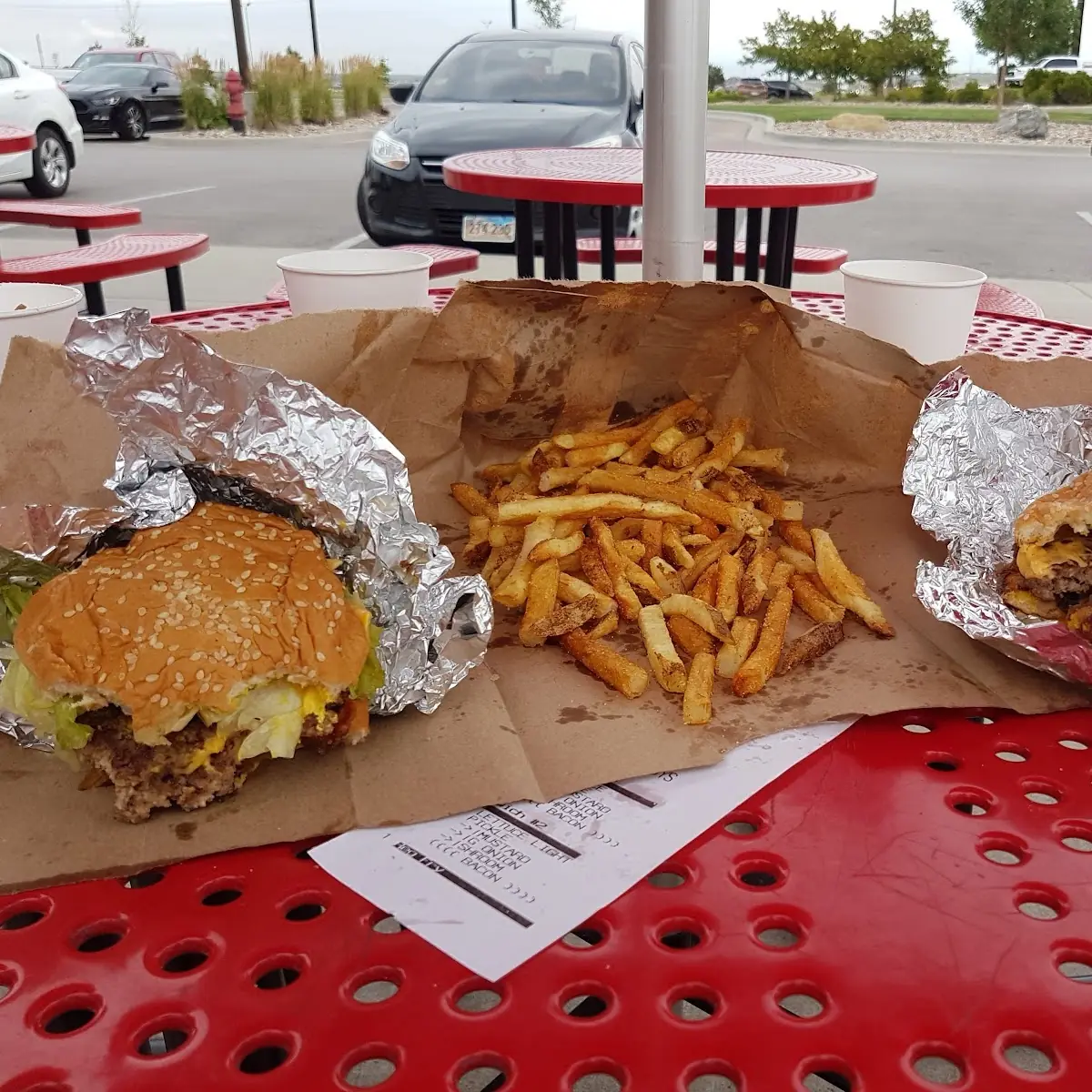 Cheeseburger Combo