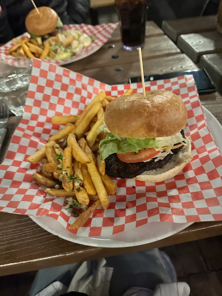 The Palomino Cheeseburger
