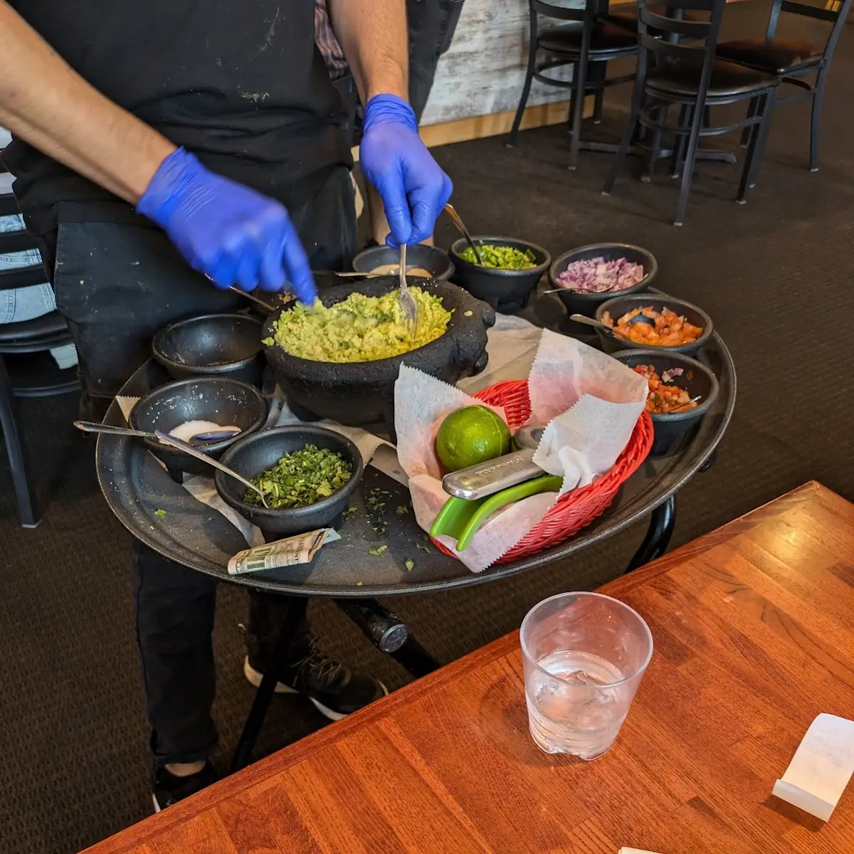 Tableside Guacamole