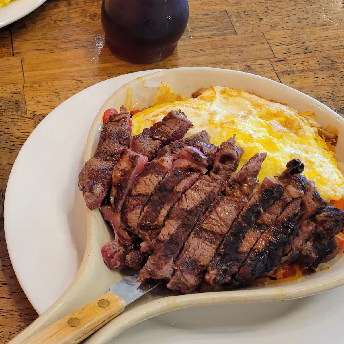 Steak & Eggs 8oz Ribeye