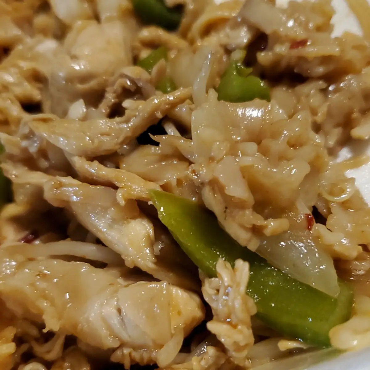 Chicken Chow Fun