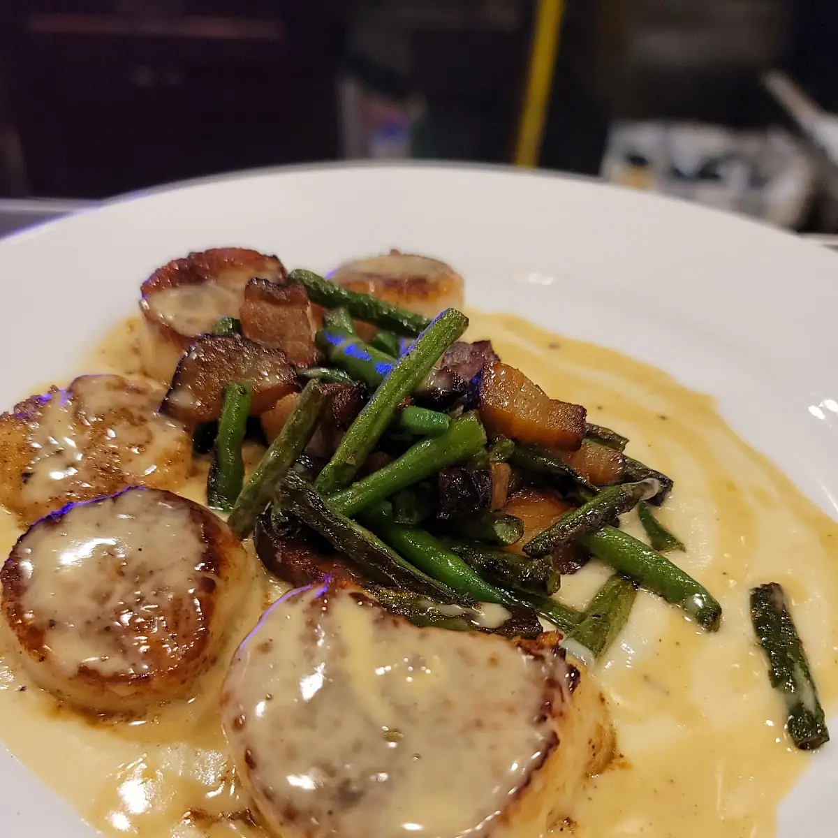 Crab Cake Oscar