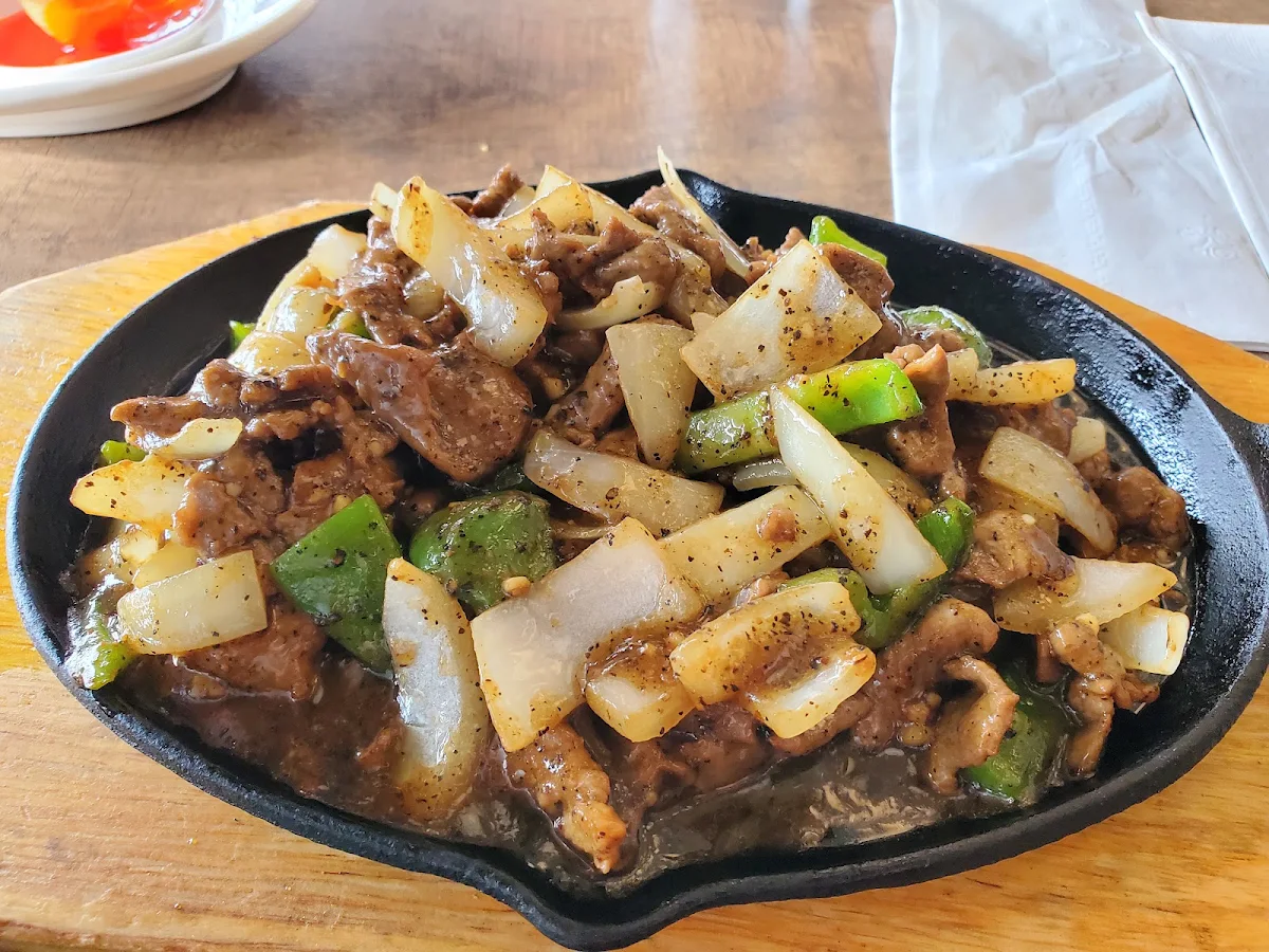 Onion and Beef Stir Fry, Thai Manao